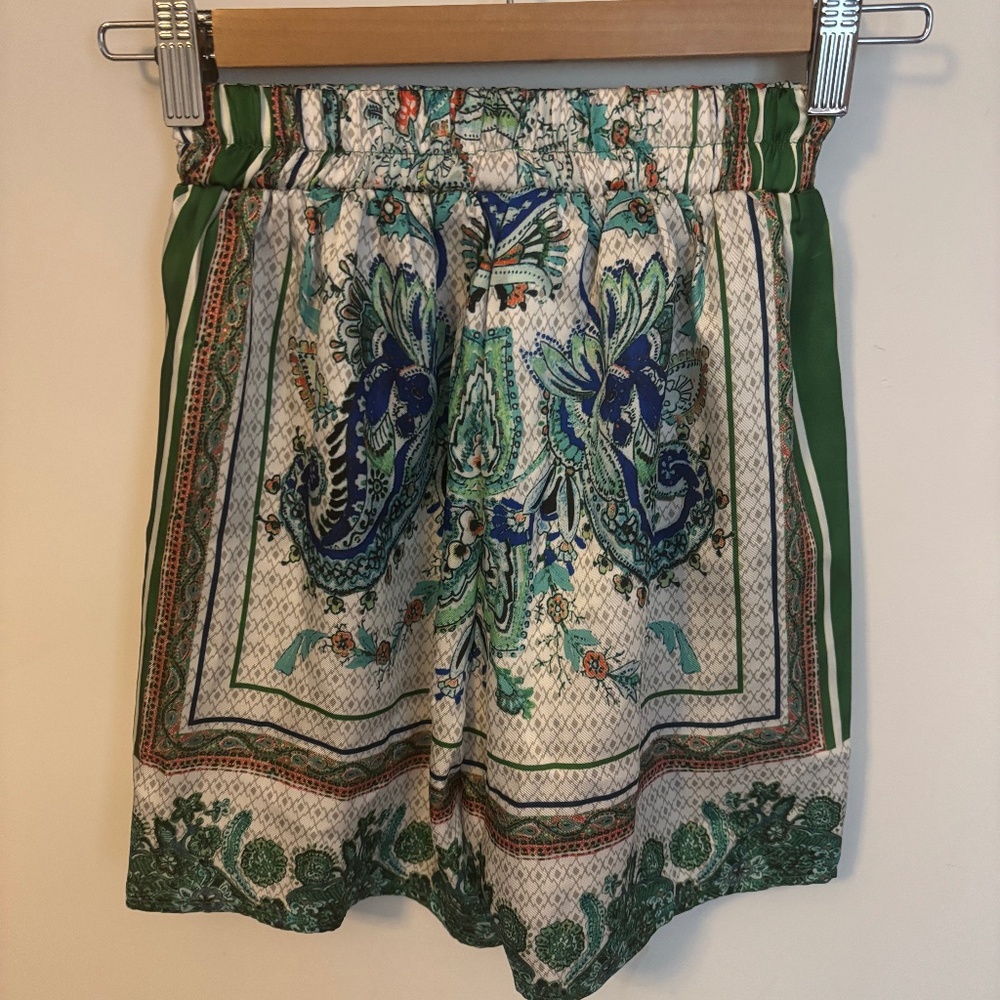 Silk shorts like new